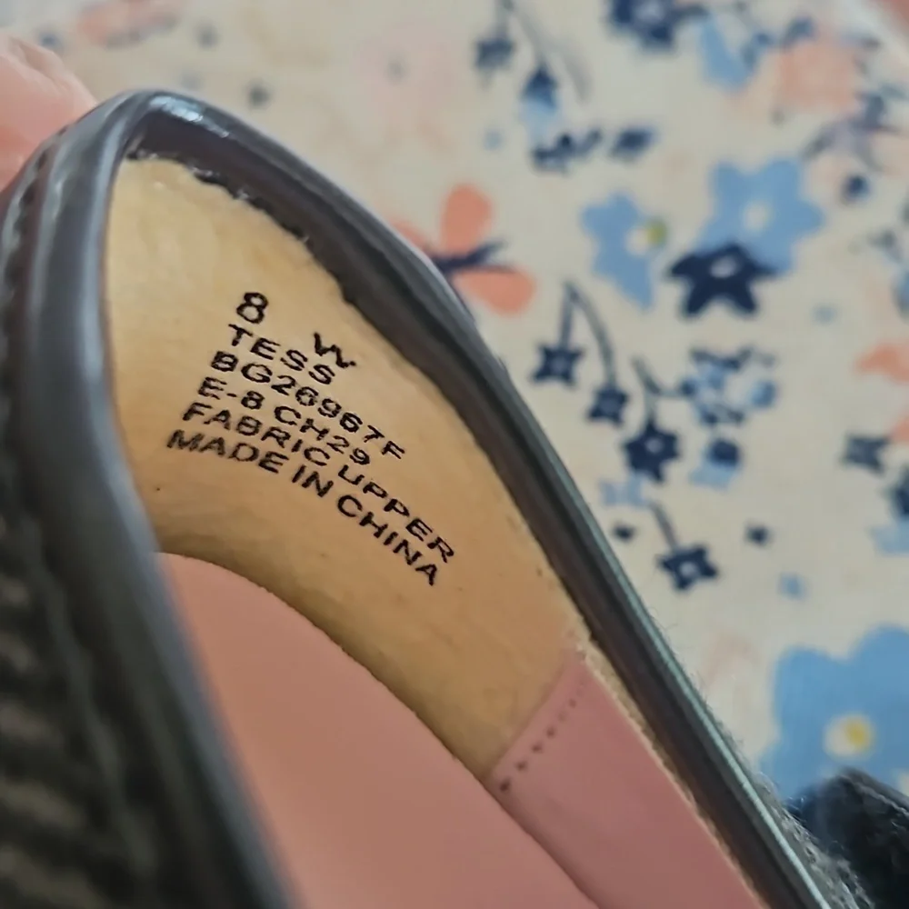 GIRLS STRIDE RITE SHOES - Picture 3 of 6